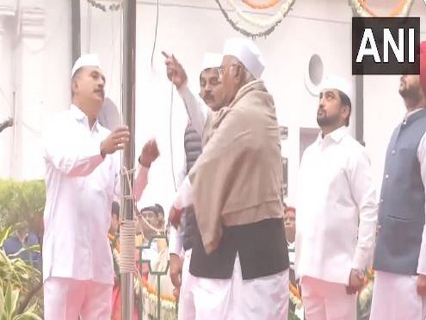 Congress chief Mallikarjun Kharge unfurls party flag at AICC headquarters (Photo/ANI)