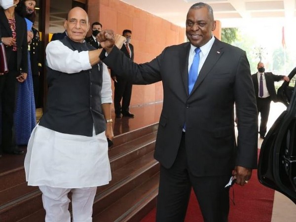 Defence Minister Rajnath Singh and US Defence Secretary Lloyd J Austin III. (Photo: ANI)