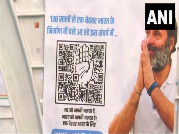 Congress puts bar codes behind chairs for crowdfunding in Nagpur's 'Hain Taiyyar Hum' rally (Photo/ANI)