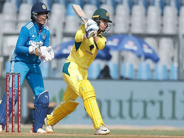 India and Australia players in action (Photo: cricket.com.au)