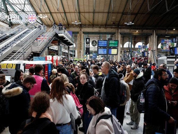 Flooded tunnel near London disrupts Eurostar train services (Photo/Reuters)