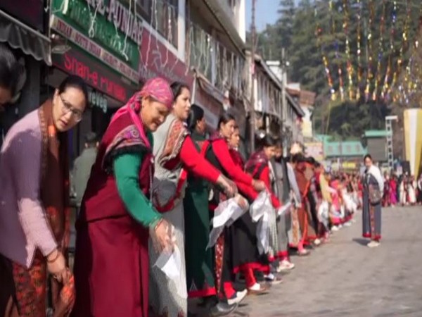New Year celebration at Mall road in Manali. (Photo/ANI)