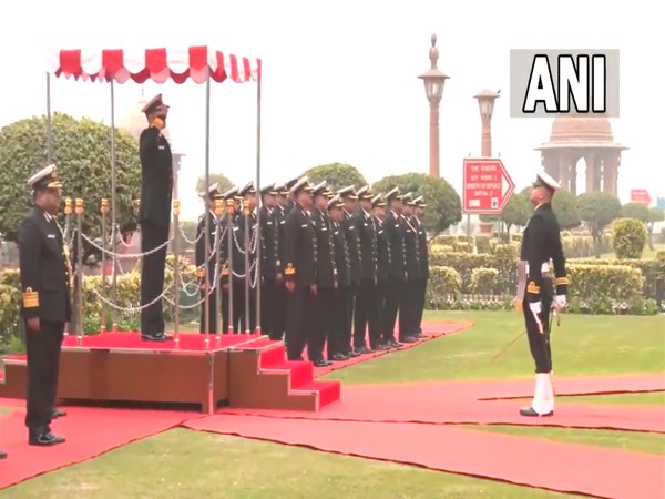 Vice Chief of Naval Staff Vice Admiral SJ Singh receives Guard of Honour in Delhi (Photo/ANI)