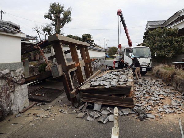 Damage caused by earthquake in Japan (Image Credit: Reuters)