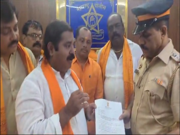 BJP MLA Ram Kadam files complaint against Jitendra Awhad. (Photo/ANI)
