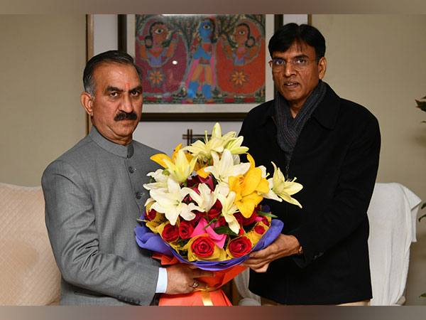 Himachal Pradesh CM Sukhvinder Singh Sukhu with Union Minister for Health and Family Welfare Mansukh Mandavia at New Delhi on Thursday. (Photo/ANI)
