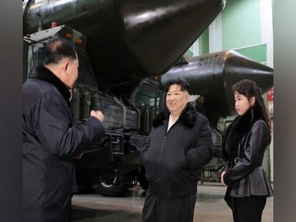 North Korean leader Kim Jong Un with his daughter (Photo/Reuters)