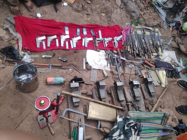 Illicit minigun factory (PHOTO/ANI)