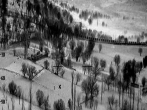 IAF's C-130 J aircraft successfully carries out maiden night landing at Kargil airstrip (Photo/Twitter: IAF)