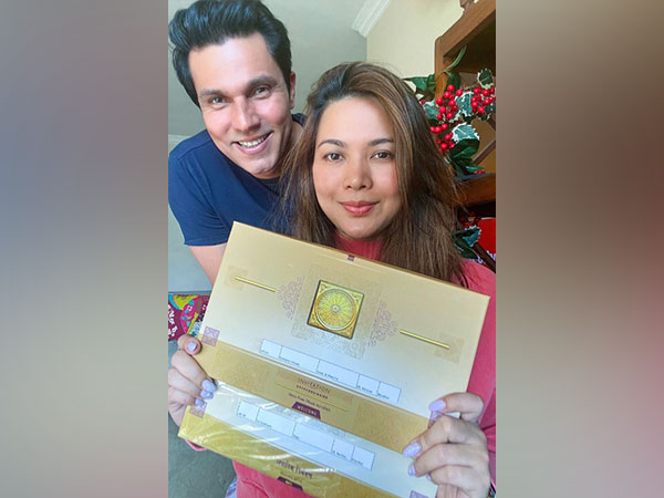 Actors Randeep Hooda and Lin Laishram (Image source: Instagram)