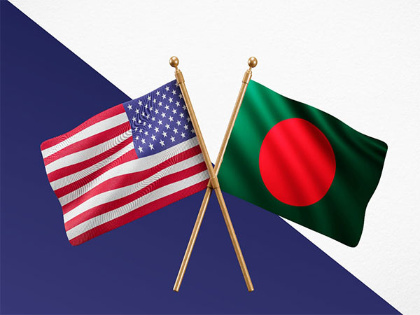 Flag of the US and Bangladesh