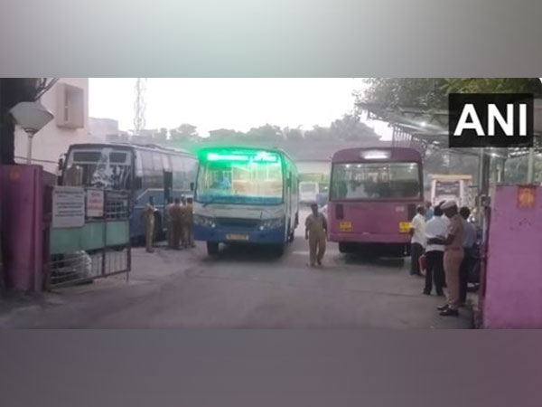 Tamil Nadu transport unions indefinite bus strike enters second day (Photo/ANI)