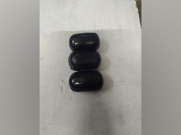 Seized gold (Photo credit/ AIU of Trichy airport)