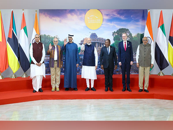 Vibrant Gujarat Global Summit (Source: Twitter/@narendramodi)