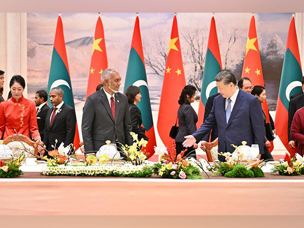 Chinese President Xi Jinping with Maldive President (Photo/X @presidencymv)