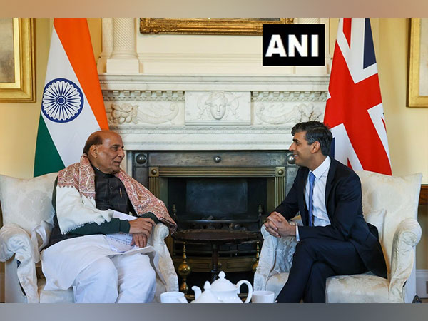 Union Defence Minister Rajnath Singh with UK PM Rishi Sunak (Photo/ANI)