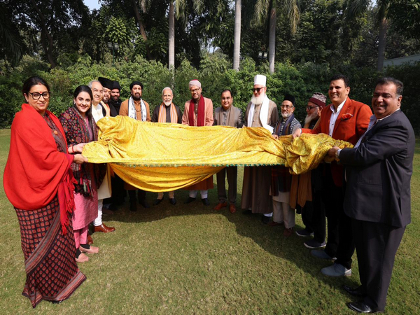 Prime Minister Narendra Modi handing over sacred Chadar to be offered at Ajmer Sharif Dargah (Photo Courtesy: narendramodi/X)