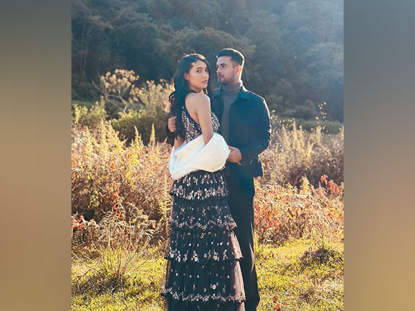 Singer Sanam Puri and his wife Zuchobeni Tungoe (Image source:Instagram)