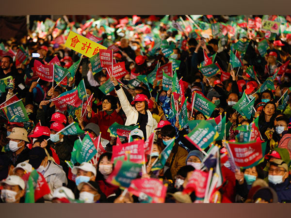Campaign rally ahead of the elections in Taipei, Taiwan (Photo/Reuters)