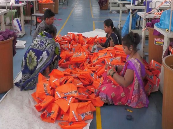 Surat's textile industry crafts one lakh caps inscribed with Lord Shri Ram's name (Photo/ANI) 