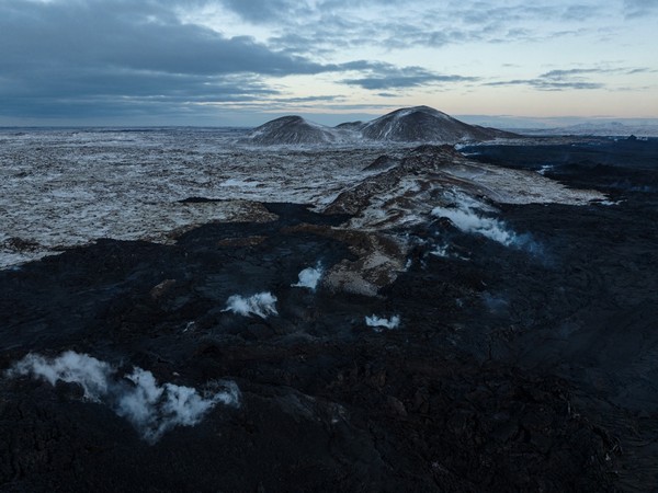 Volcano in Icelandic fishing town of Grindavík (Photo/Reuters)