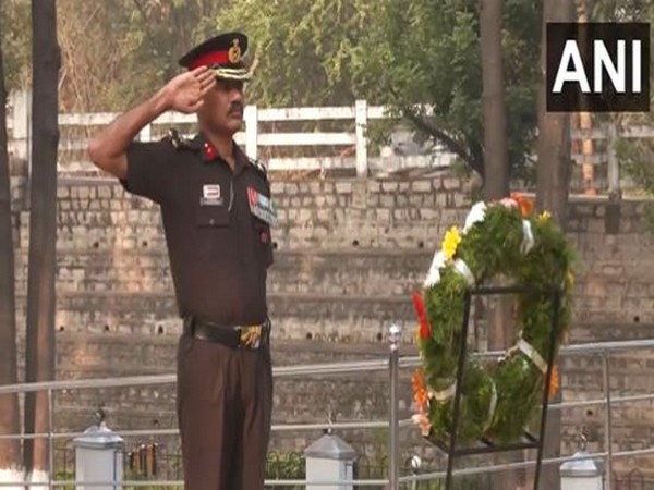 Wreath-laying ceremony at EME war memorial in Hyderabad on Army Day (Photo/ANI)