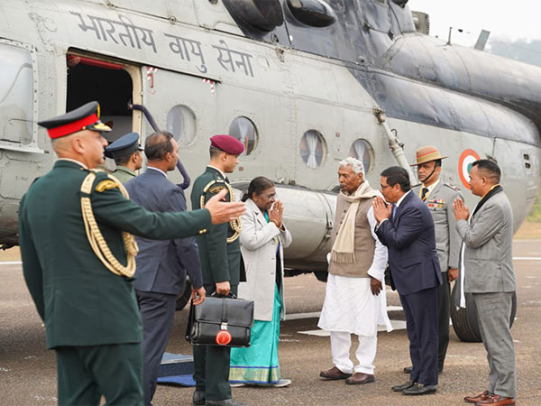 President Droupadi Murmu arrived at Baljek Airport, Jengjal (Photo: X/@SangmaConrad)
