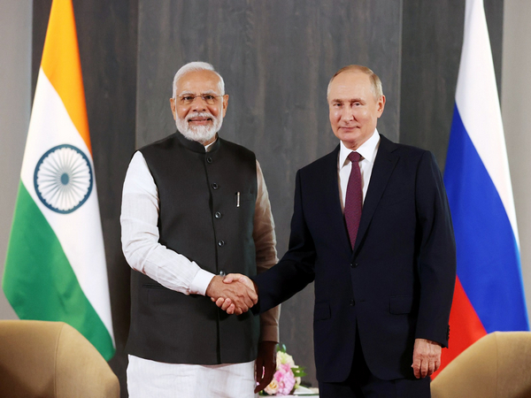 Prime Minister Narendra Modi with the President of Russia, Vladimir Putin (File Photo/ANI)