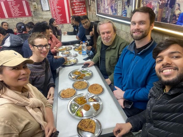 Australia's High Commissioner to India Philip Green OAM relishes Indian delicacies in Delhi (Image Credit: X/@AusHCIndia)