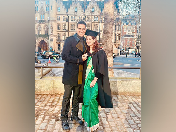 Akshay Kumar and Twinkle Khanna (Image source: Instagram)