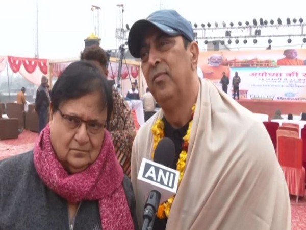 Rakesh Bedi and Vindu Dara Singh (Image: ANI)
