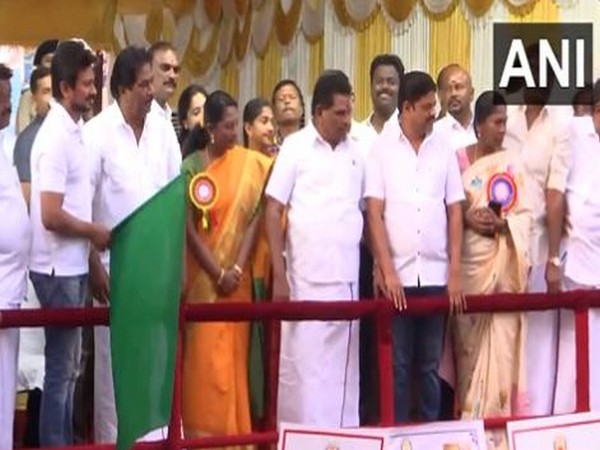 Tamil Nadu Sports Minister Udhayanidhi Stalin flags off Jallikattu. (Photo/ANI)