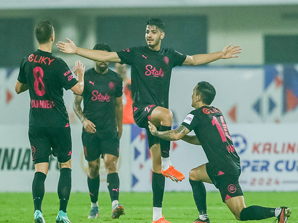 Mumbai Ciy FC celebrating last minute goal. (Picture: I League)