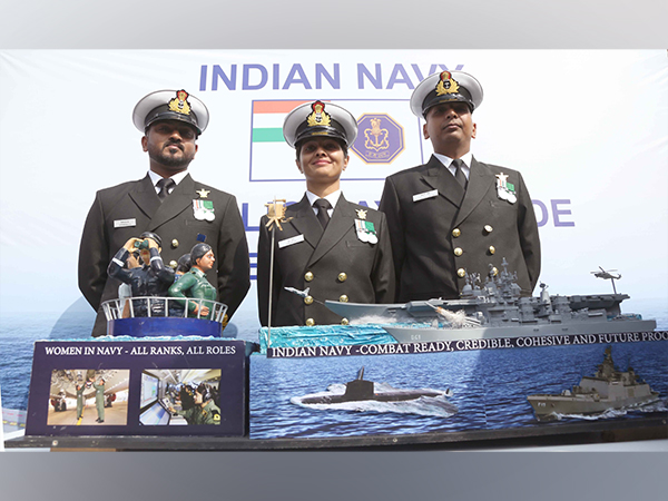 Indian Navy officials with the model of Navy's Tableaux for Republic Day Parade (Photo/ANI)