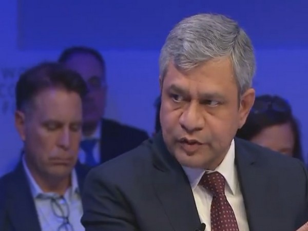 Union Minister Ashwini Vaishnaw (Image: WEF)