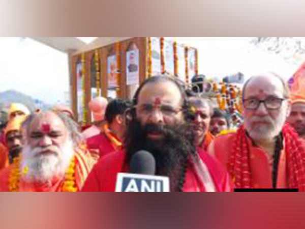 Saints from Haridwar leave for Ayodhya (Photo/ANI)