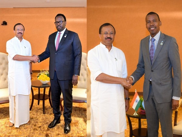 MoS MEA Muraleedharan with Deputy Prime Minister of Somalia Salah Ahmed Jana (left) and Botswana FM Lemogang Kwape (Photo/