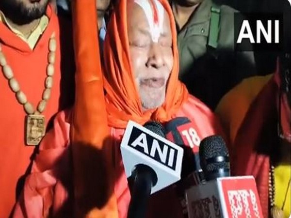 Ayodhya Jagadguru Rambhadracharya (Photo/ANI) 