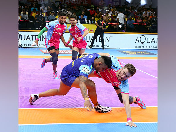 Jaipur Pink Panthers in action during Pro Kabaddi League (Image: PKL)