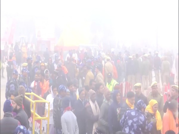 Devotees at Ayodhya Ram Temple (Photo/ANI)