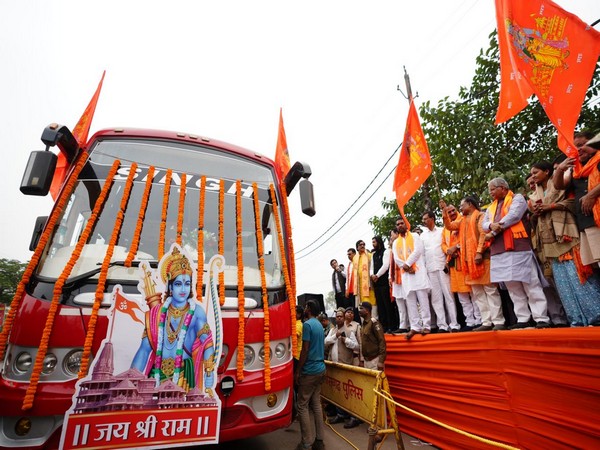 Chhattisgarh CM Vishnu Deo Sai flagging off the team (Photo/X)