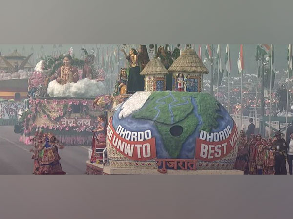 Gujarat tableau (Photo/ANI)