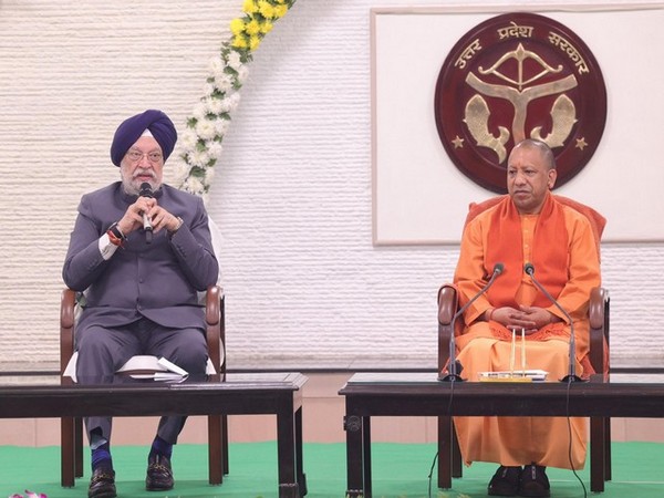 Uttar Pradesh to get 100 biogas plants, announces Hardeep Puri in front of Chief Minister Yogi Adityanath (Image: X/@HardeepSPuri)