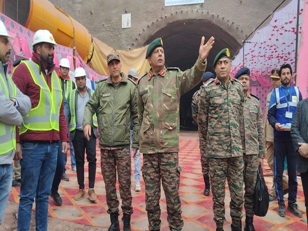 Lt. Gen. Raghu Srinivasan attended the breakthrough ceremony of Naushera tunnel (Photo/ANI)