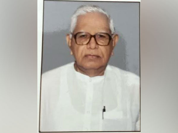 Senior Congress leader Narsa Reddy (Photo/ANI)