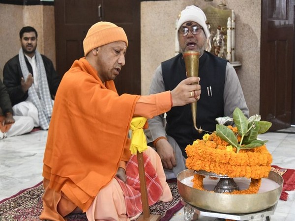 CM Yogi Adityanath performs Rudrabhishek at Gorakhnath temple (Photo/ANI)
