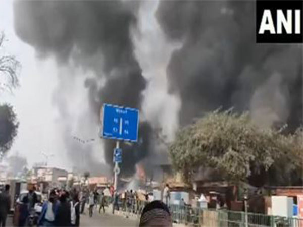 Major blaze hits Chandigarh furniture market (Photo/ANI)
