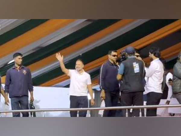 Congress leader Rahul Gandhi addressing crowd in the Seemanchal region of Bihar. (Photo: X/INC)