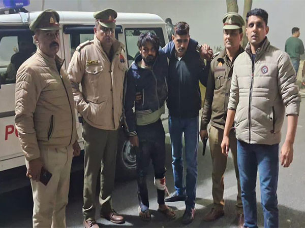 UP's Noida police apprehend mobile robbers after shootout (Photo/ANI)
