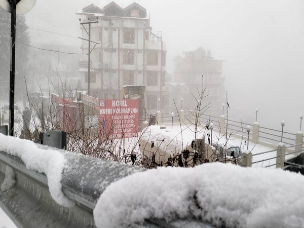 Himachal Pradesh's higher ranges get snowfall, bringing cheers to tourists (Photo/ANI)